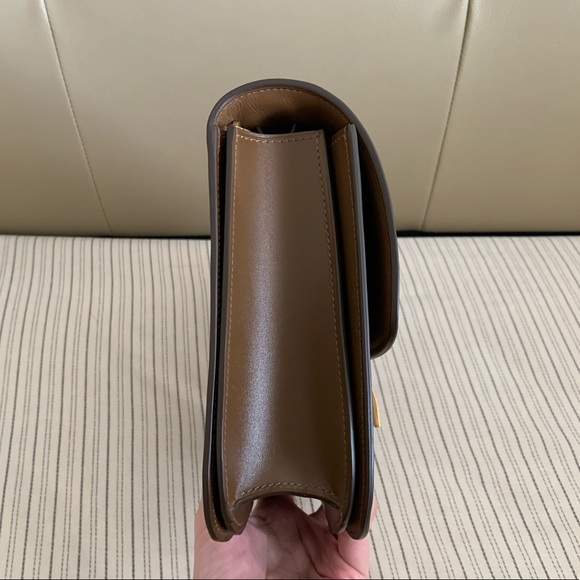 Celine classic medium, camel, brand new! - Picture 3 of 6